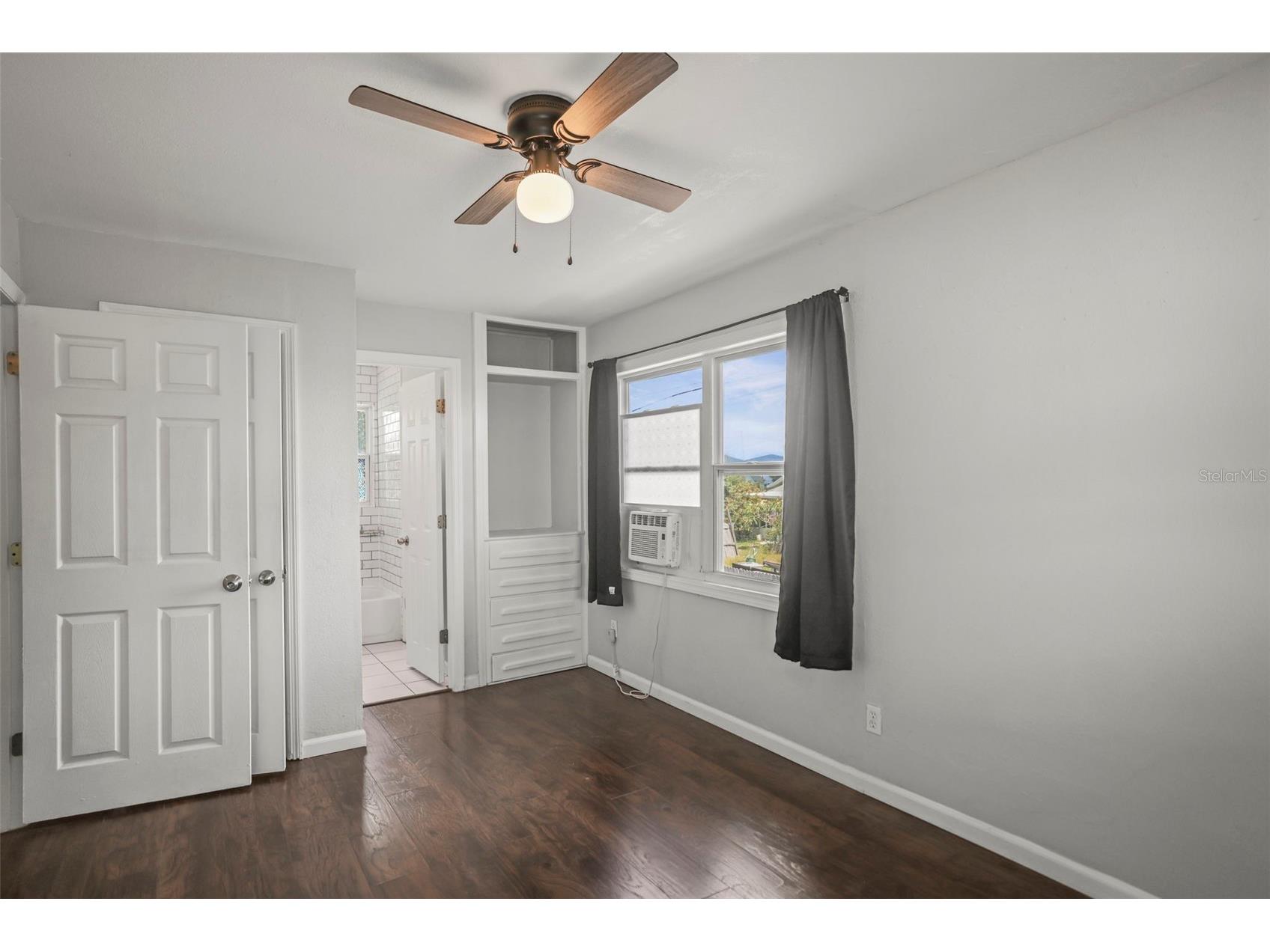 1511 35th Avenue N Saint Petersburg FL 33704 TB8512150 image38