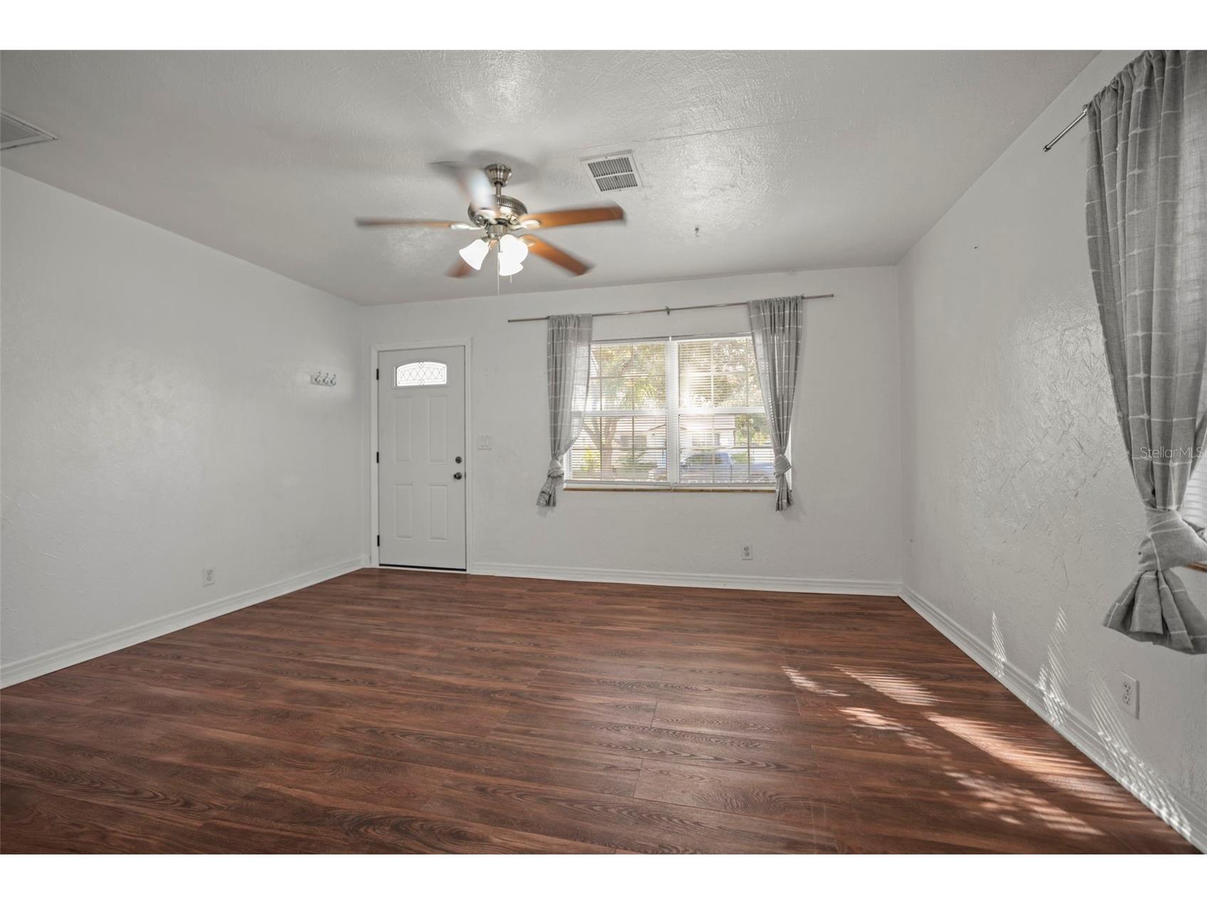 1511 35th Avenue N Saint Petersburg FL 33704 TB8512150 image7