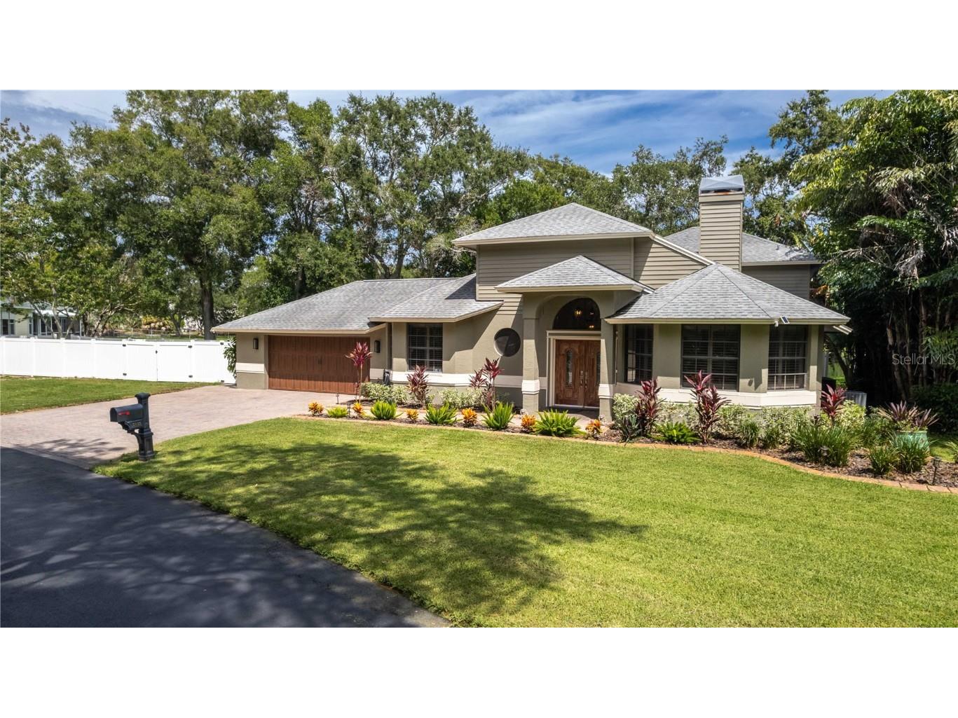 1511 Chateau Wood Drive Clearwater FL 33764 - POND U8206621 image1