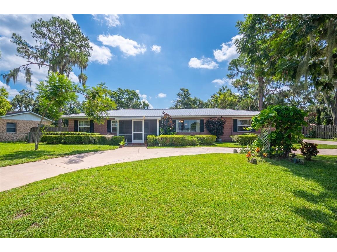 1511 E Lake Parker Drive Lakeland FL 33801 - LAKE PARKER P4926576 image1