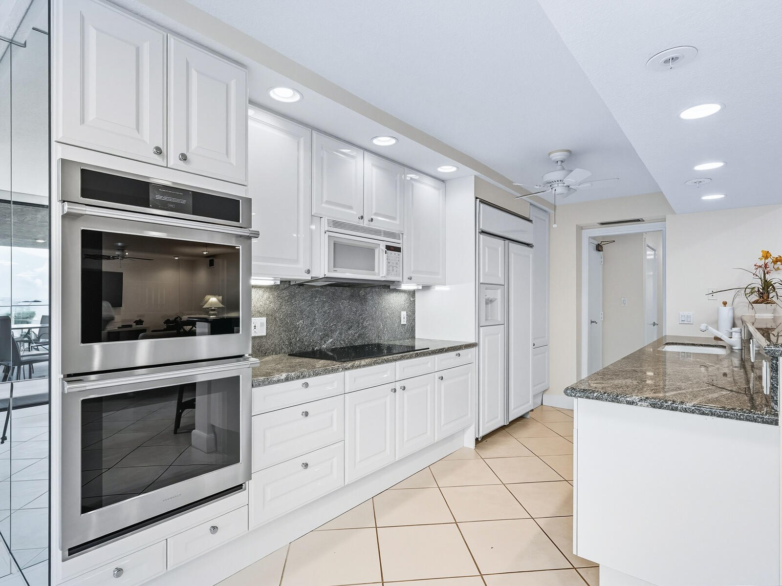 1511 Gulf Of Mexico Drive #201 Longboat Key FL 34228 A4685769 image10