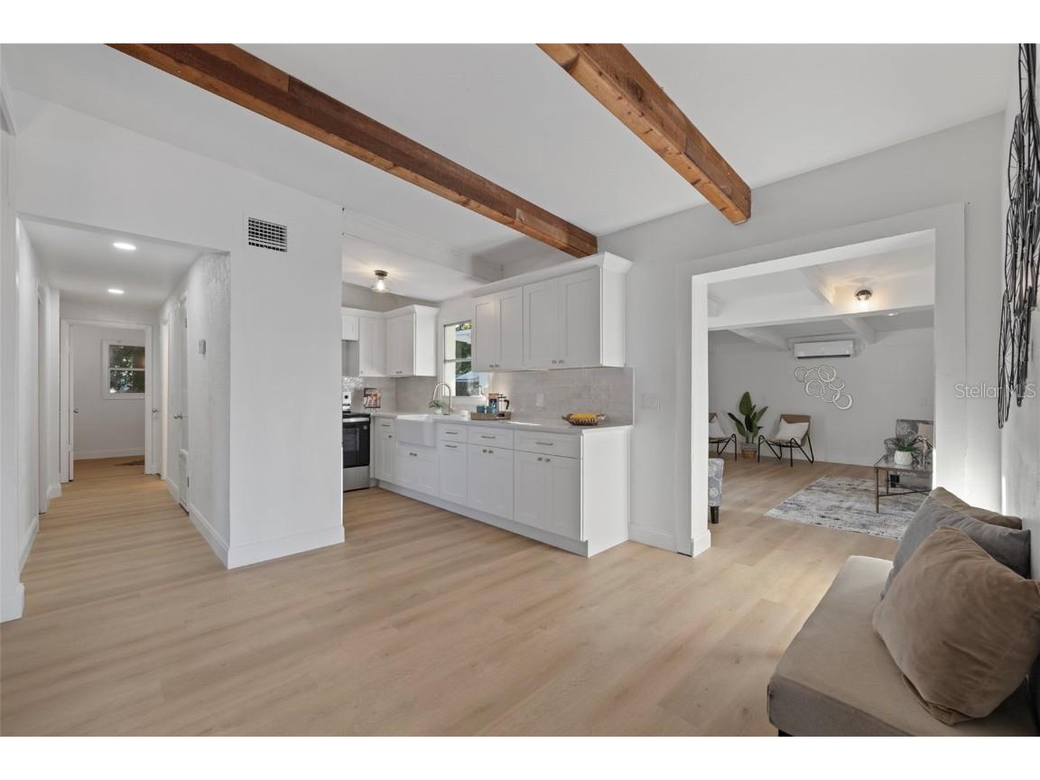 1511 Lynn Avenue Clearwater FL 33755 TB8438266 image5