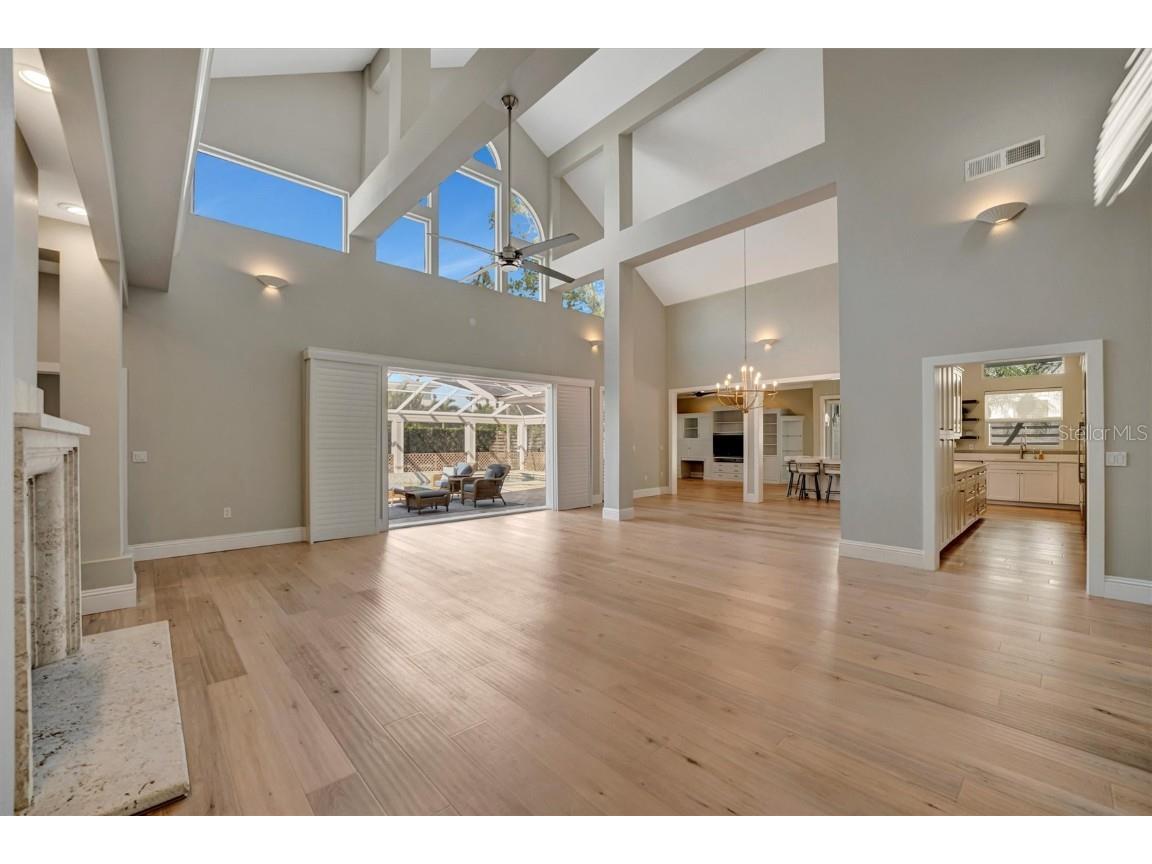 1511 N Lake Shore Drive Sarasota FL 34231 A4674572 image5