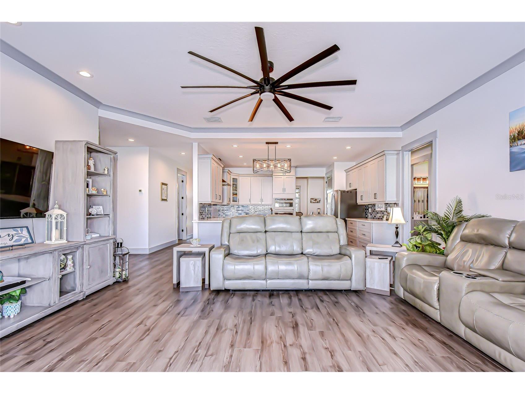 1511 Oracle Drive Sun City Center FL 33573 TB8460904 image11