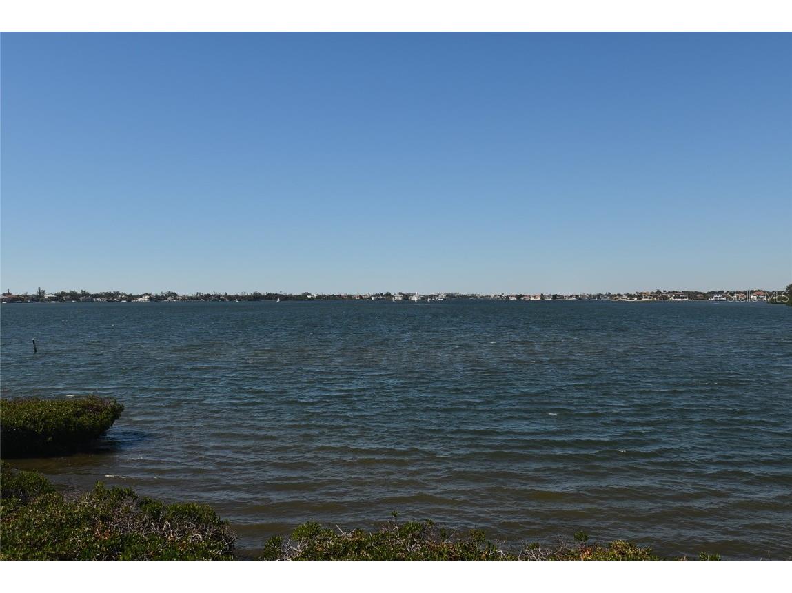 1511 Pelican Point Drive #278 Sarasota FL 34231 A4670776 image23