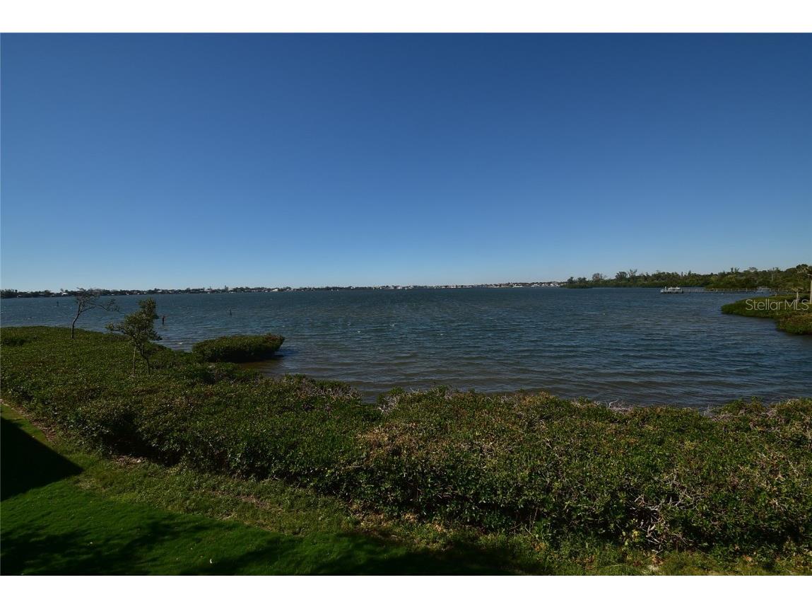 1511 Pelican Point Drive #278 Sarasota FL 34231 A4670776 image5