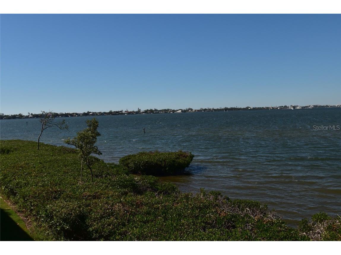 1511 Pelican Point Drive #278 Sarasota FL 34231 A4670776 image7