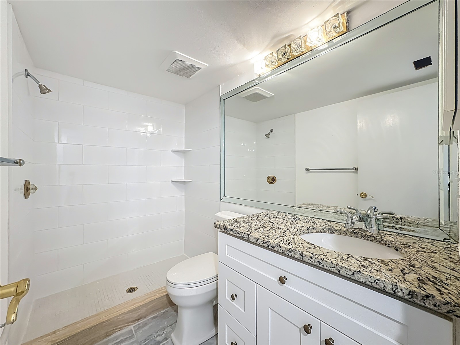 1511 Pelican Point Drive #BA180 Sarasota FL 34231 A4679440 image22