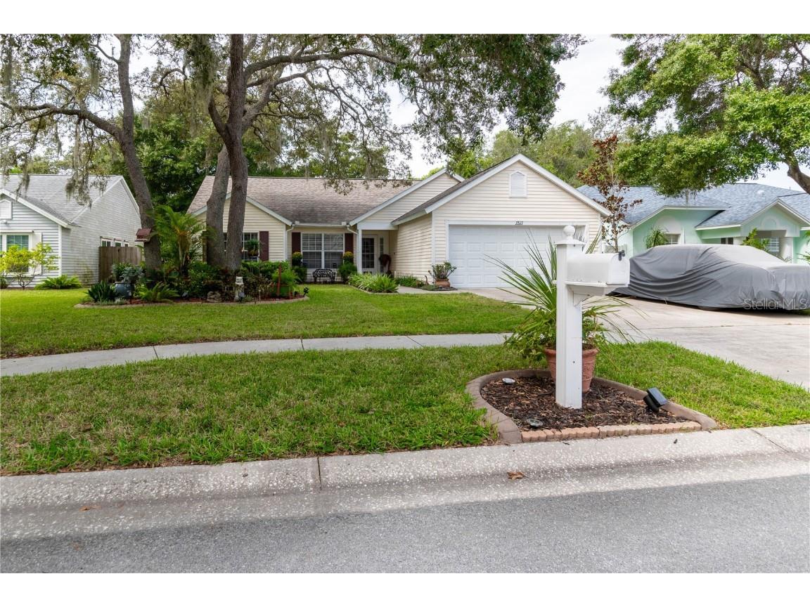 1511 River Oaks Drive Tarpon Springs FL 34689 U8215689 image1