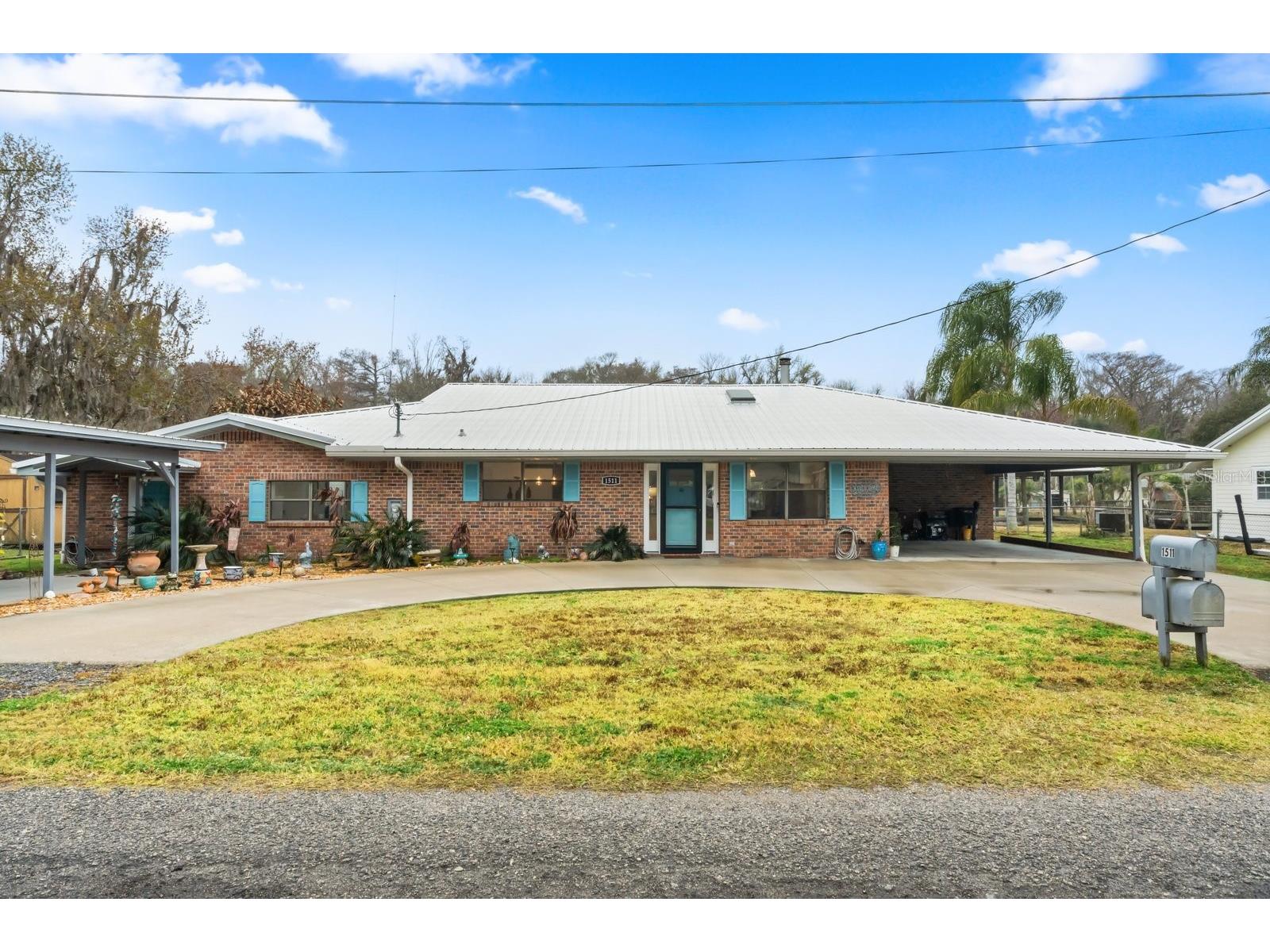 1511 Riveredge Court Astor FL 32102 O6379024 image1