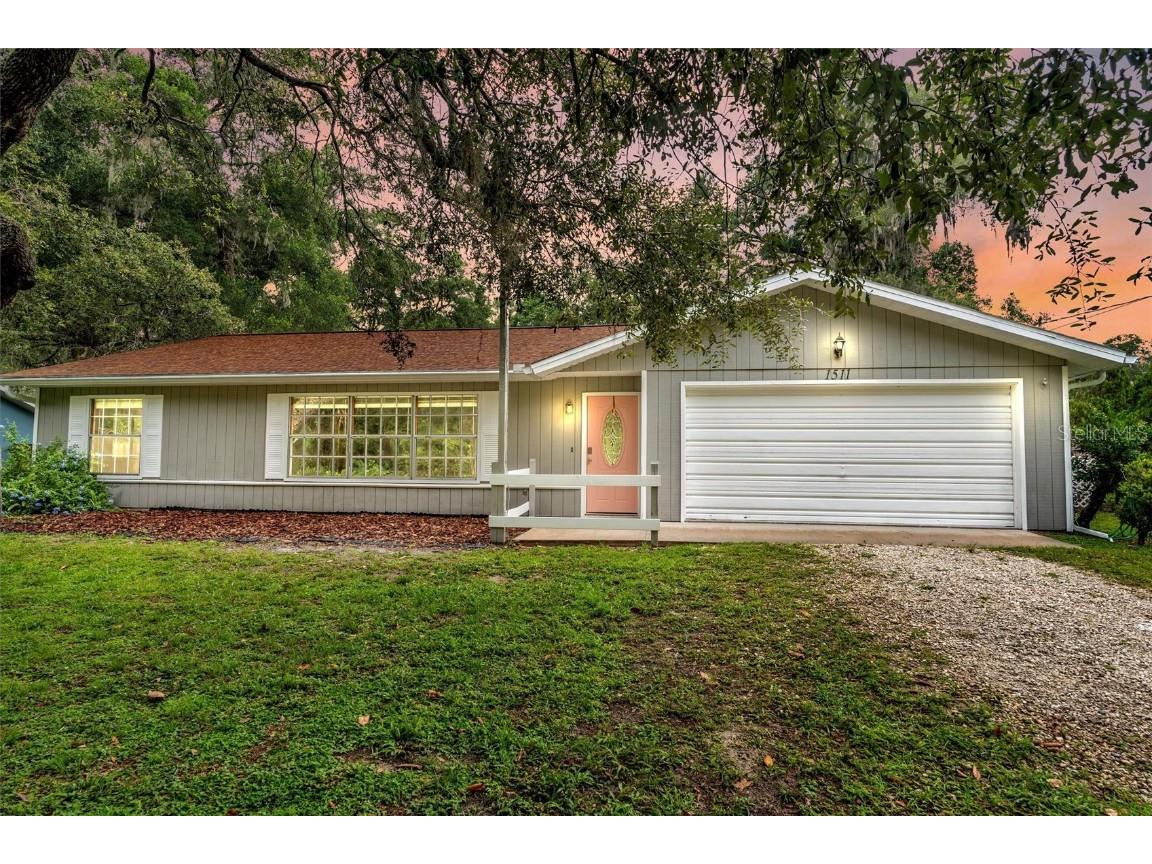 1511 Rowe Lane Deland FL 32720 V4930625 image1