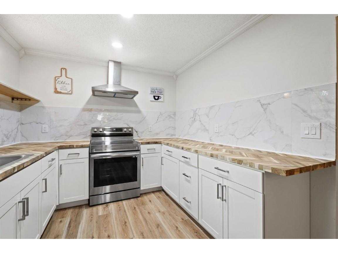 15111 Verona Avenue Clearwater FL 33760 TB8408107 image8