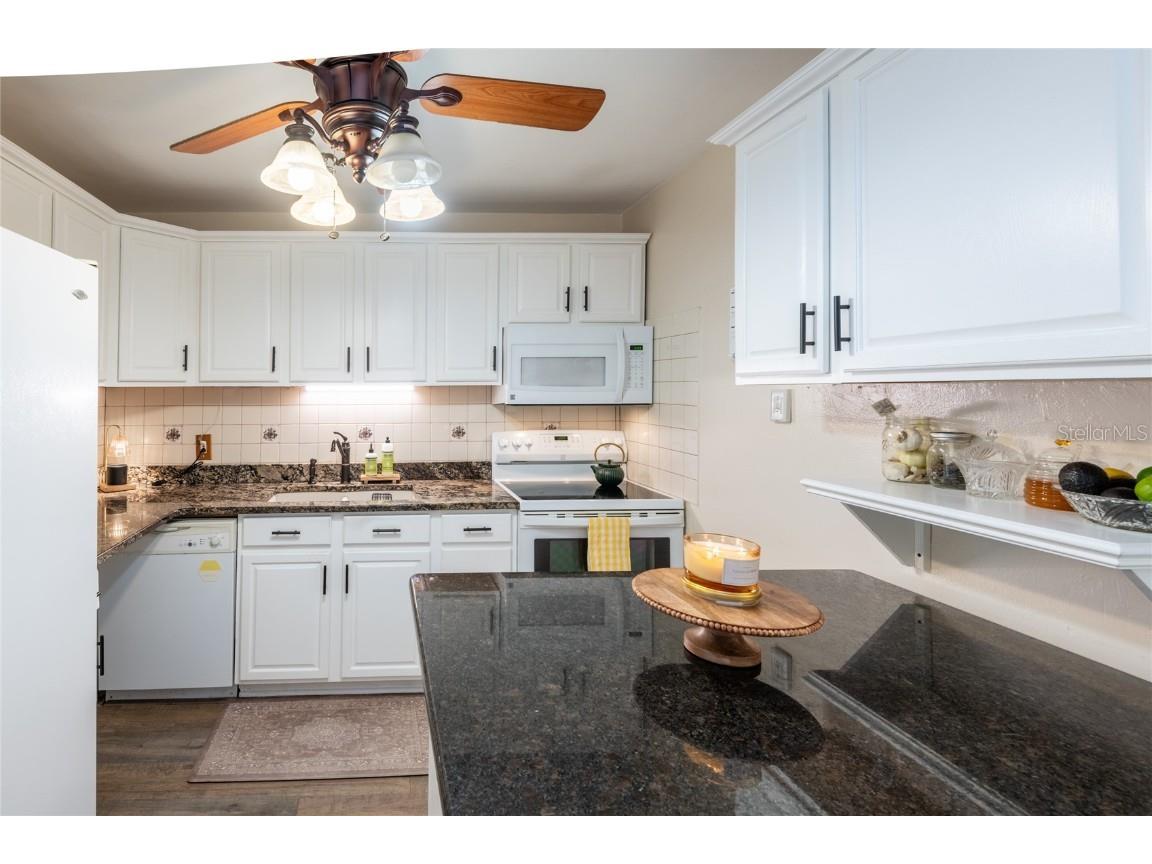 1512 56th Avenue N Saint Petersburg FL 33703 TB8391939 image13