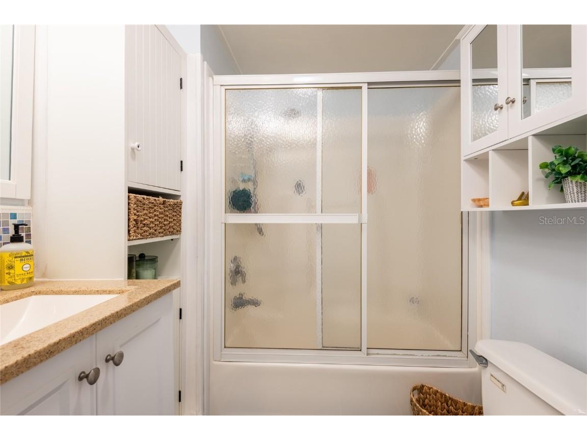 1512 56th Avenue N Saint Petersburg FL 33703 TB8391939 image26