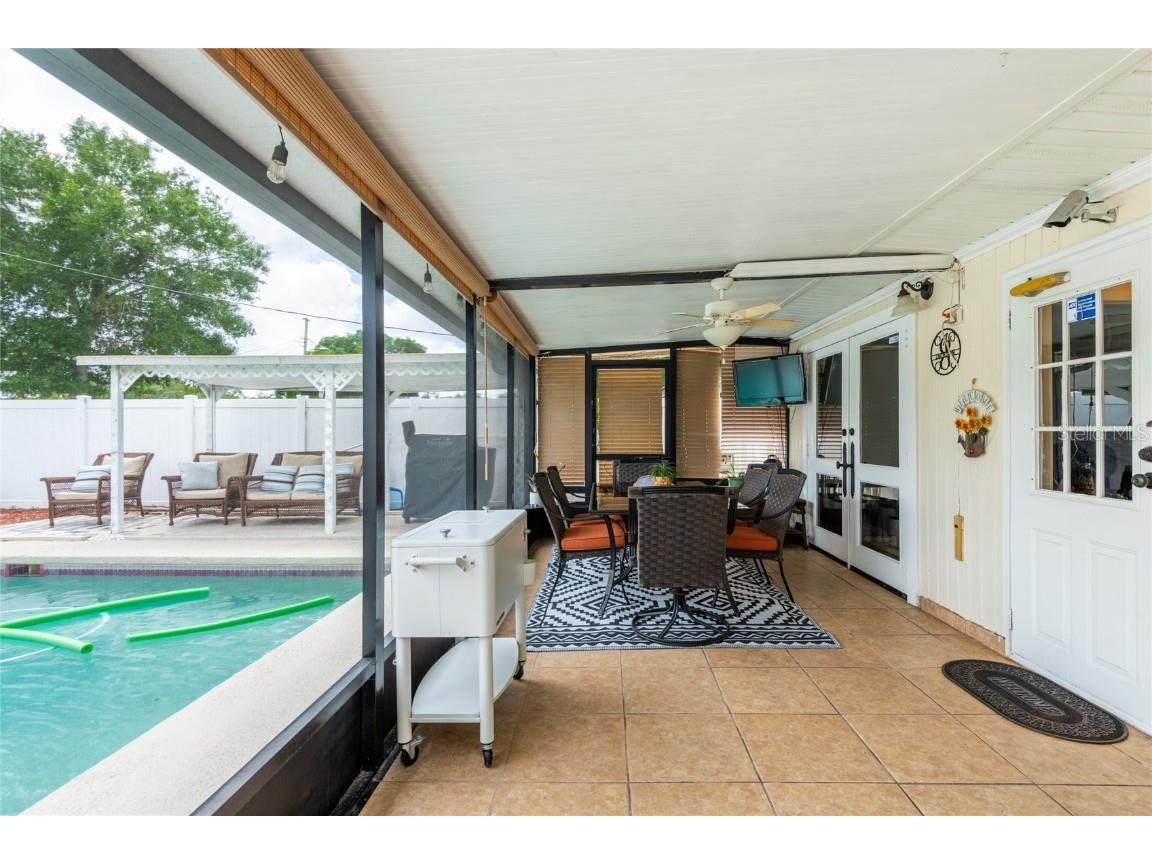 1512 56th Avenue N Saint Petersburg FL 33703 TB8391939 image29