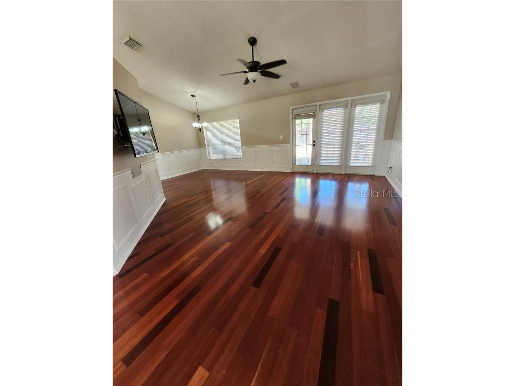 1512 Bay View Street Tarpon Springs FL 34689 TB8444642 image8