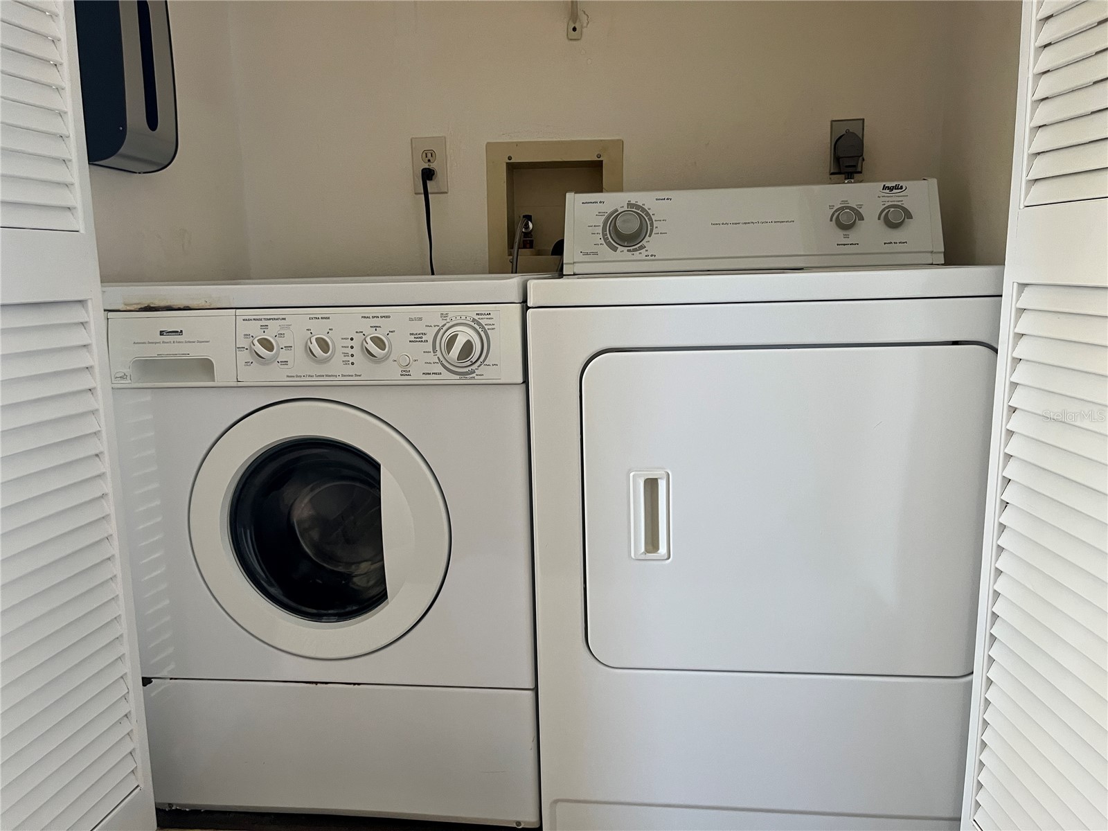 1512 Chateaux De Ville Court Clearwater FL 33764 TB8475219 image13