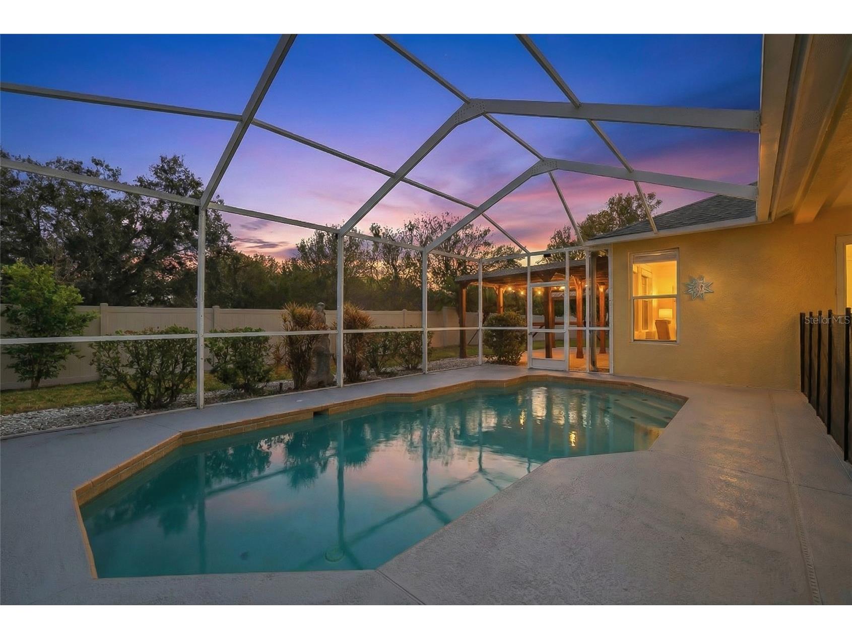 1512 Crooked Stick Drive Valrico FL 33596 TB8462744 image2