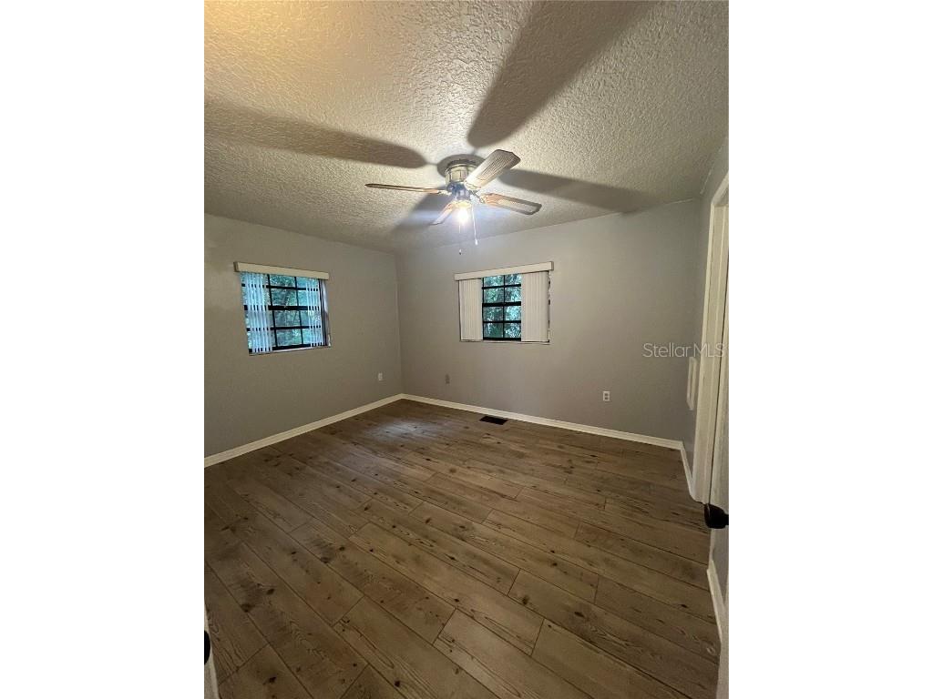 1512 E 1st Avenue Mount Dora FL 32757 G5102988 image8