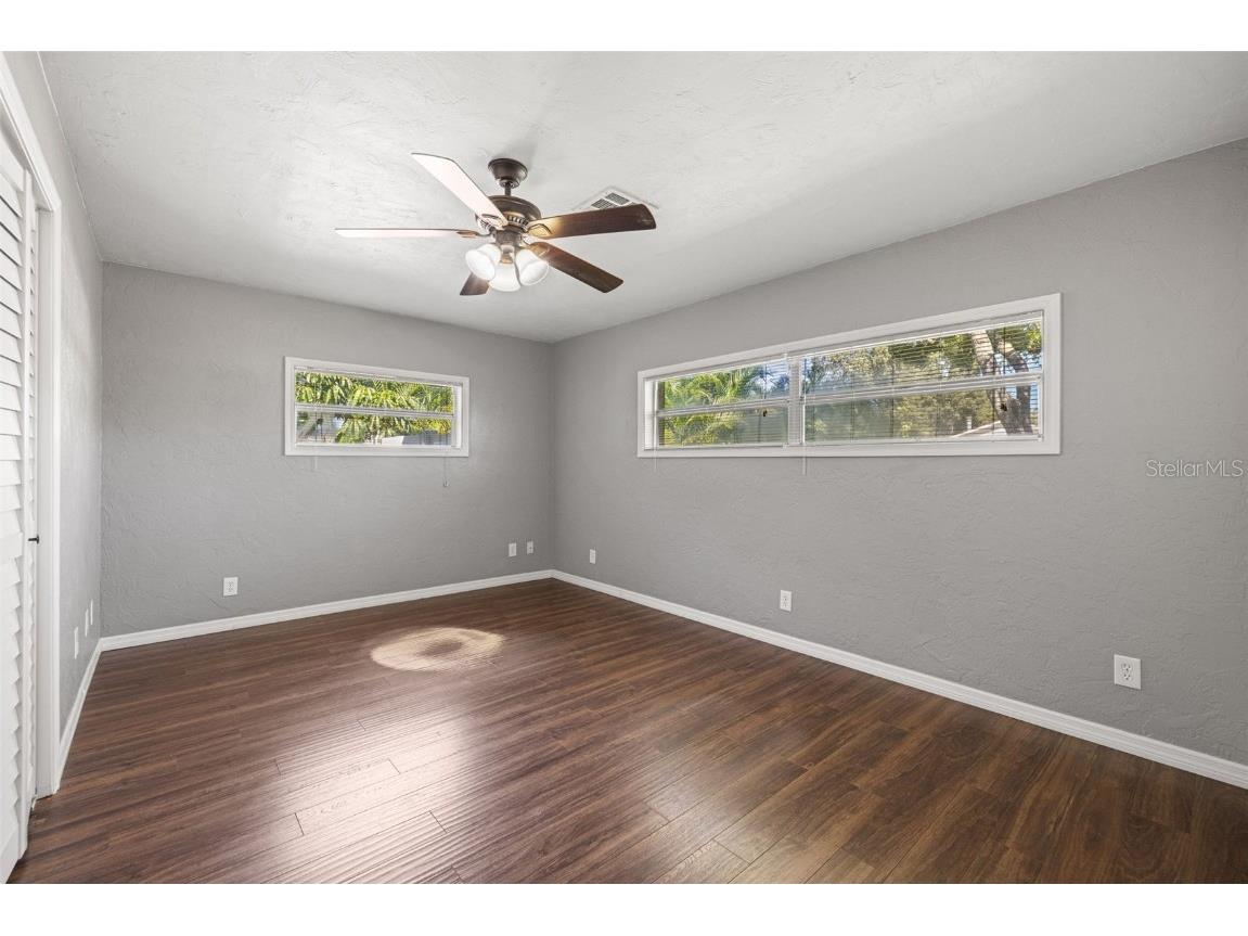 1512 Florida Avenue Palm Harbor FL 34683 TB8425653 image19