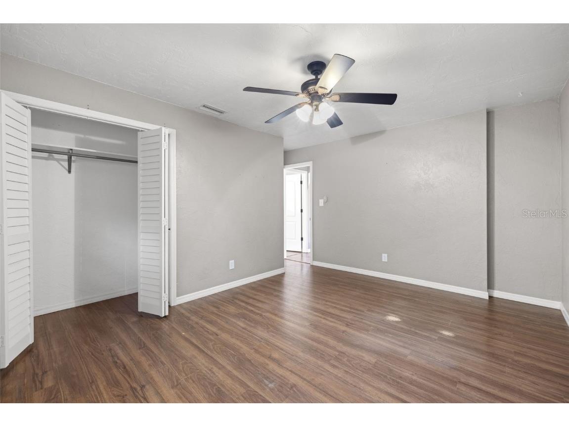 1512 Florida Avenue Palm Harbor FL 34683 TB8425653 image23