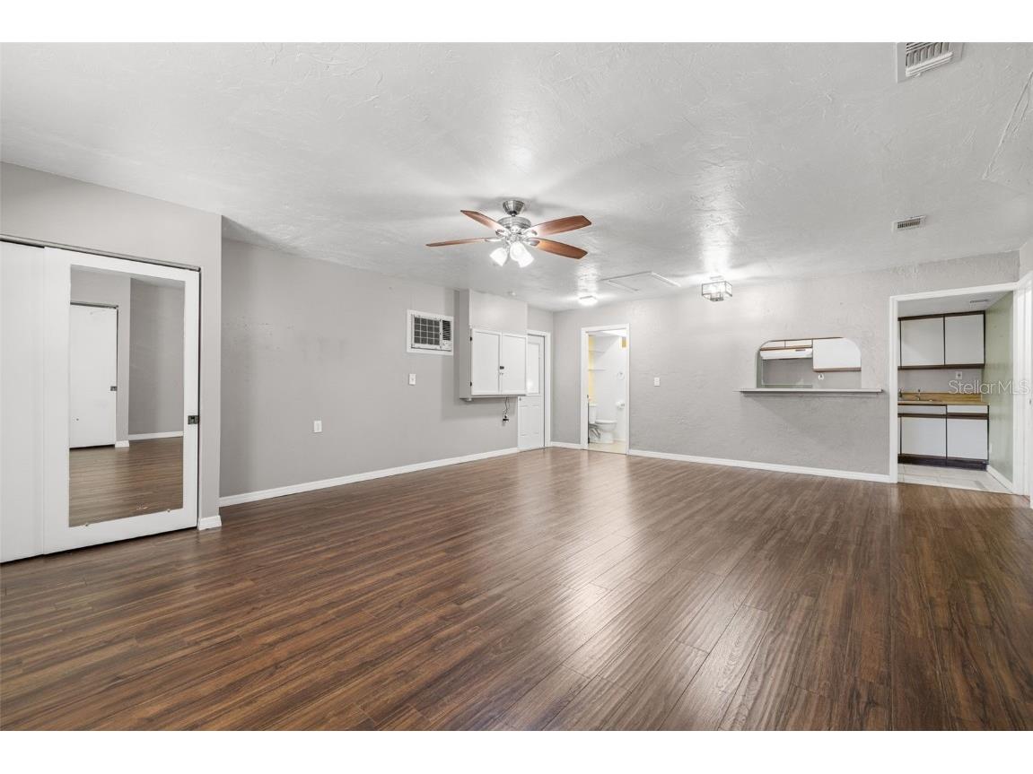 1512 Florida Avenue Palm Harbor FL 34683 TB8425653 image24