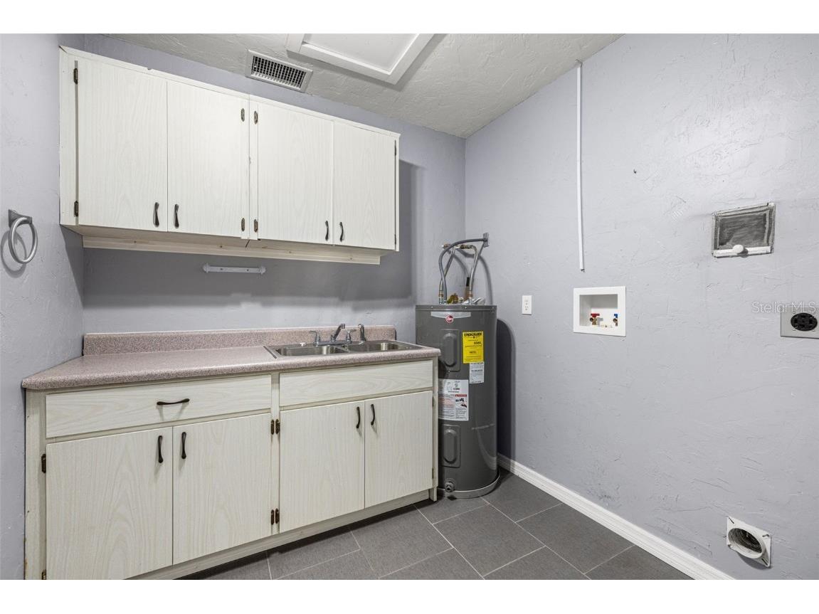 1512 Florida Avenue Palm Harbor FL 34683 TB8425653 image33