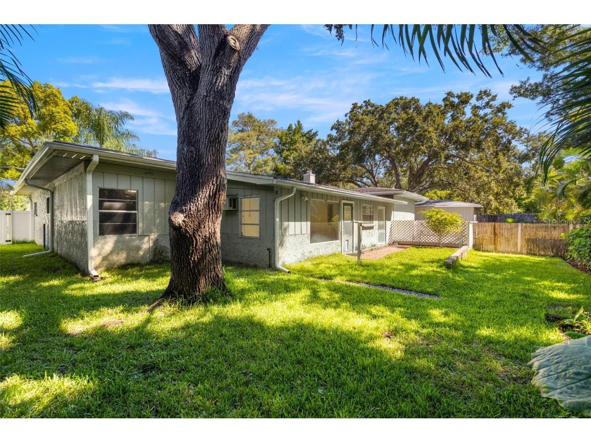 1512 Florida Avenue Palm Harbor FL 34683 TB8425653 image36