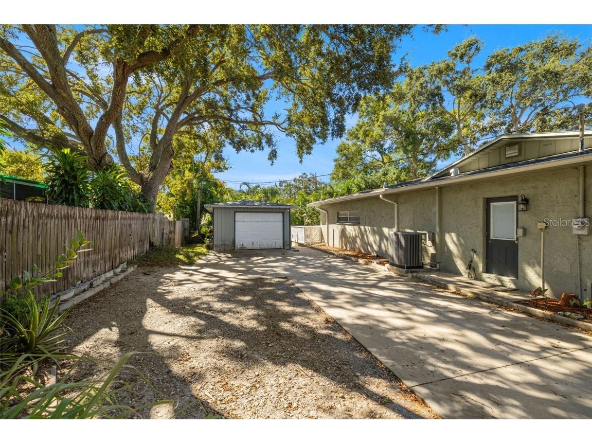 1512 Florida Avenue Palm Harbor FL 34683 TB8425653 image37