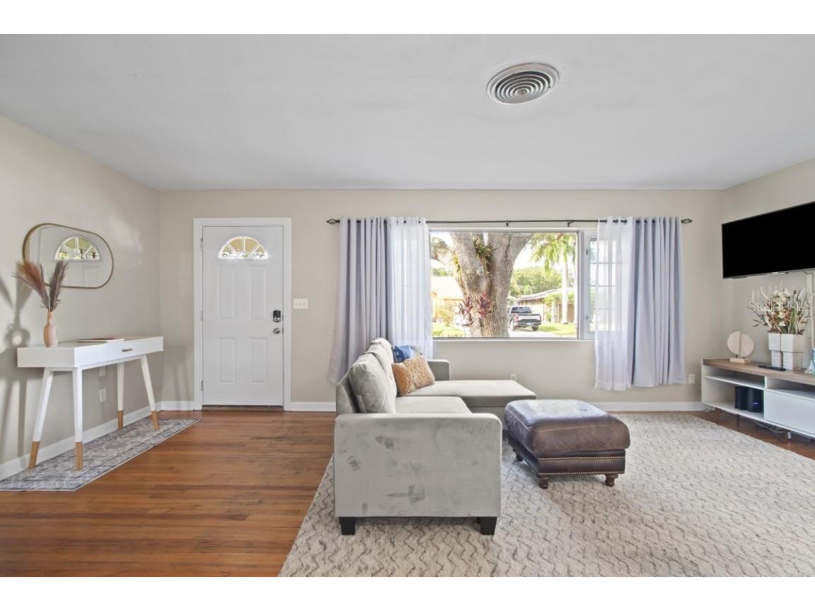 1512 Lime Street Clearwater FL 33756 A4674549 image5