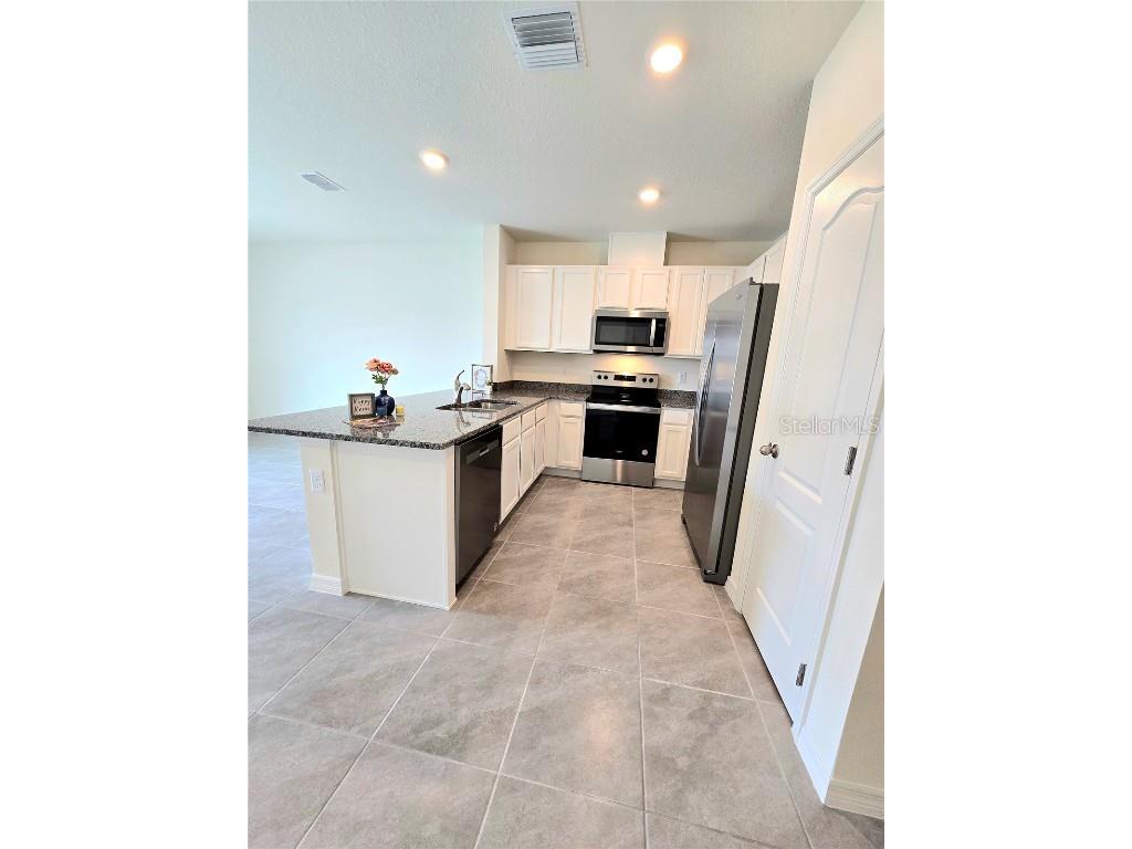 1512 Lumber Avenue Davenport FL 33837 L4956756 image10