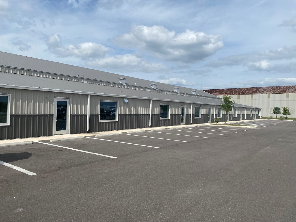 1512 Mckay Bay Court Tampa FL 33619 T3484173 image1