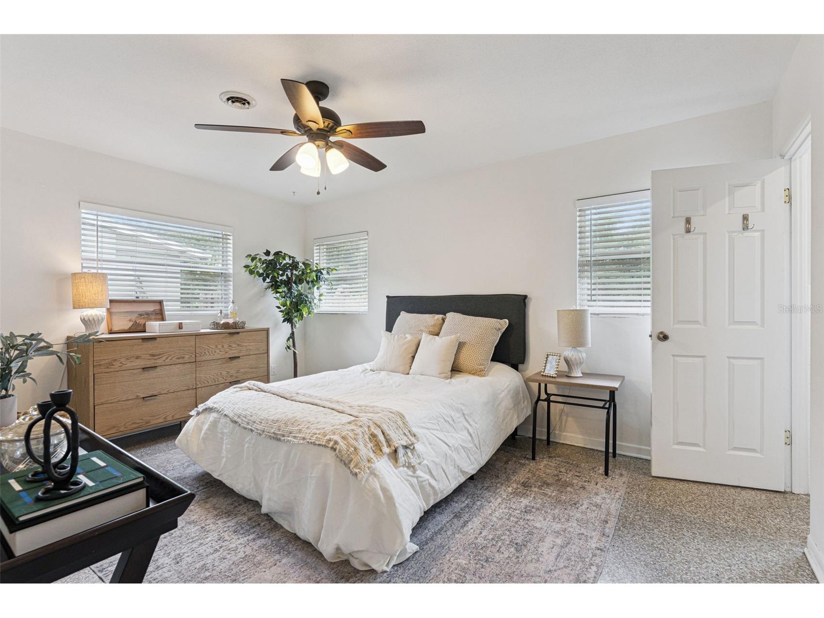 1512 Overlake Avenue Orlando FL 32806 O6395665 image21