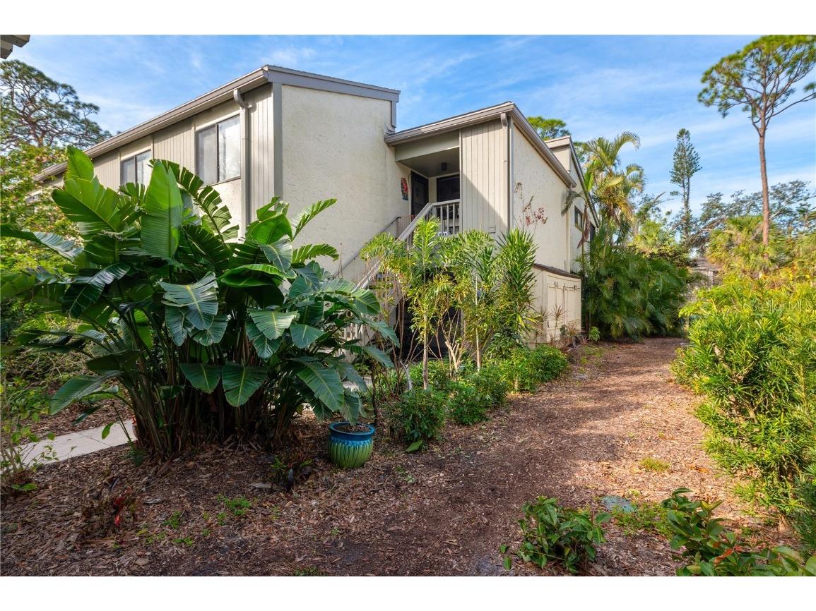 1512 Pelican Cove Road #239 Sarasota FL 34231 - SARASOTA BAY A4667370 image1