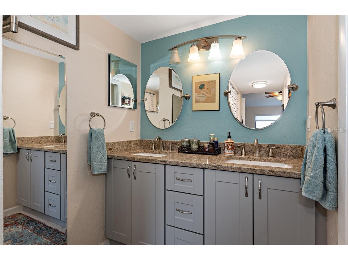 1512 Pelican Cove Road #239 Sarasota FL 34231 - SARASOTA BAY A4667370 image12