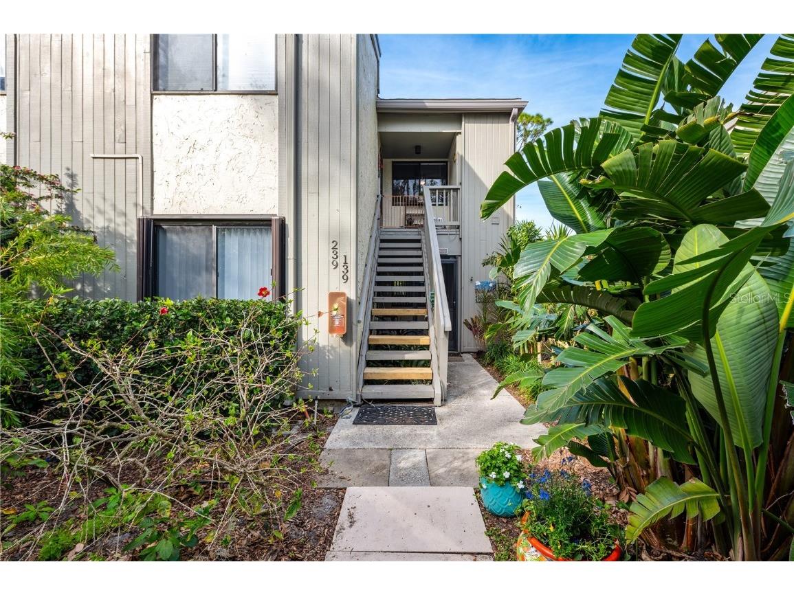 1512 Pelican Cove Road #239 Sarasota FL 34231 - SARASOTA BAY A4667370 image2