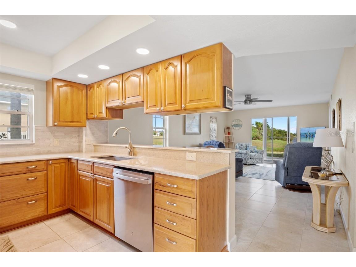 1512 Rio De Janeiro Avenue #111 Punta Gorda FL 33983 C7500630 image6