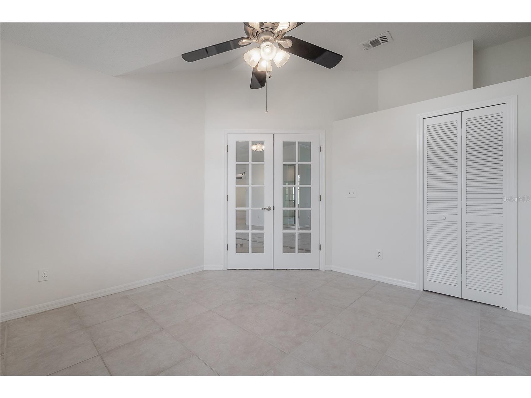 15121 Heathridge Drive Tampa FL 33625 TB8509177 image10