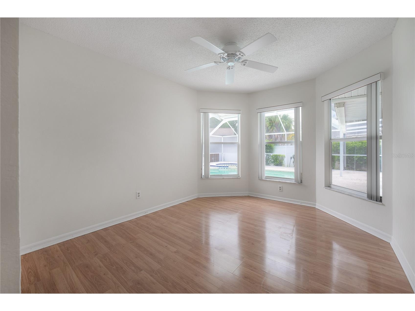 15121 Heathridge Drive Tampa FL 33625 TB8509177 image33