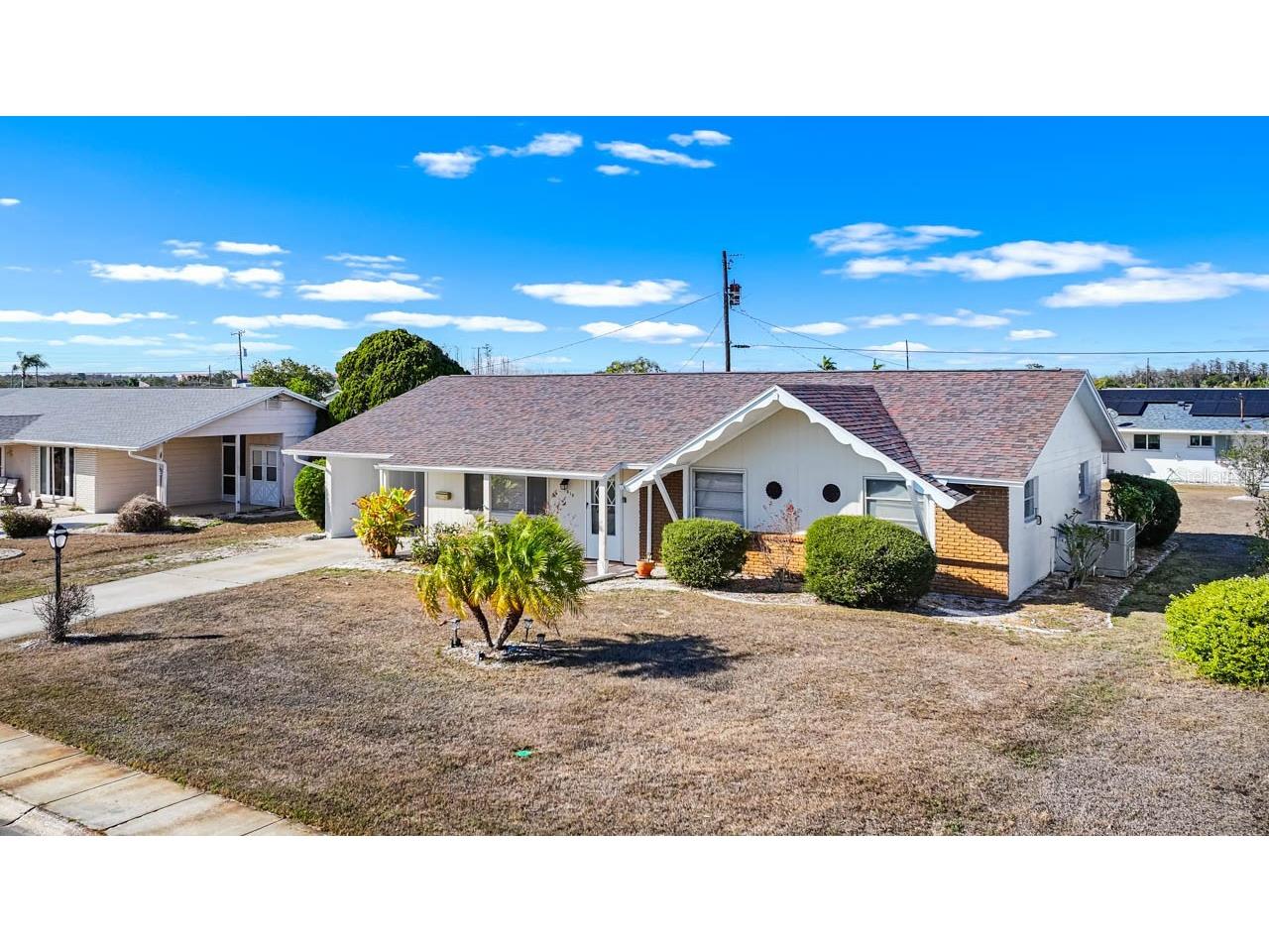 1513 Arrowhead Drive Sun City Center FL 33573 TB8480104 image2