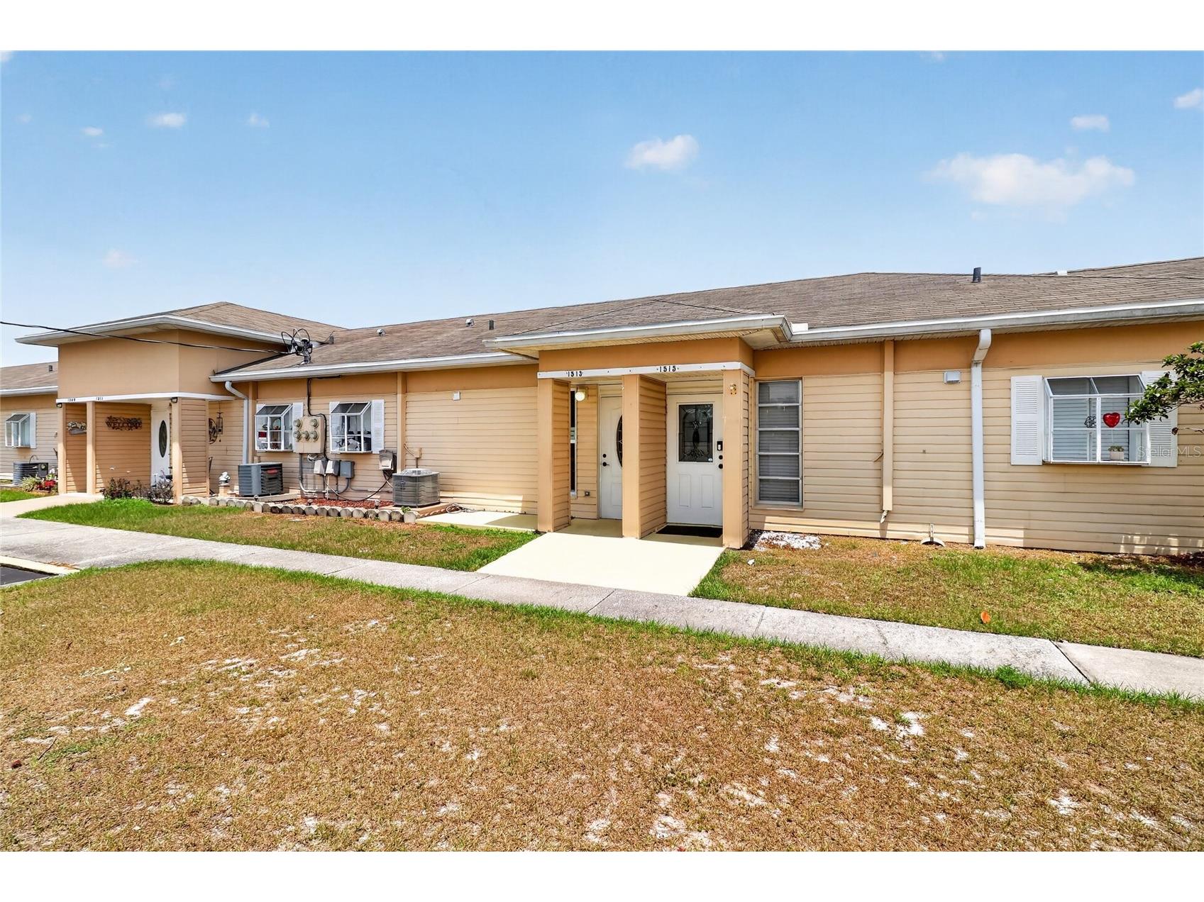 1513 Club Circle Lakeshore FL 33854 L4962227 image1