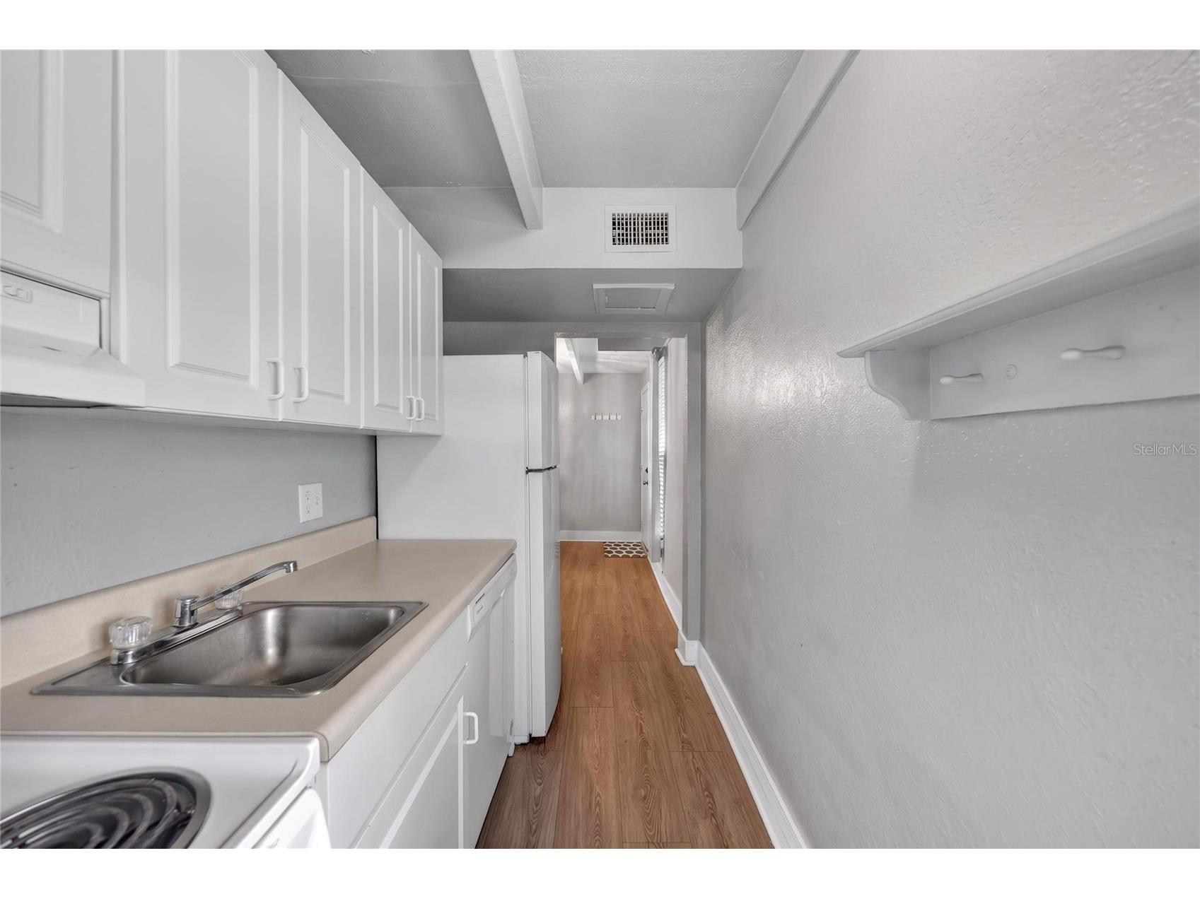 1513 Club Circle Lakeshore FL 33854 L4962227 image10