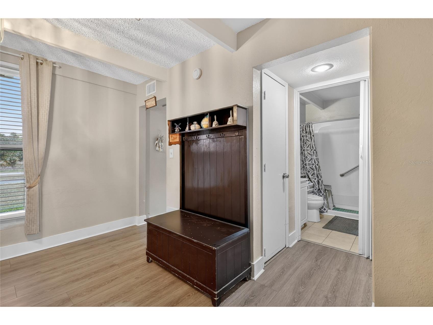 1513 Club Circle Lakeshore FL 33854 L4962227 image8