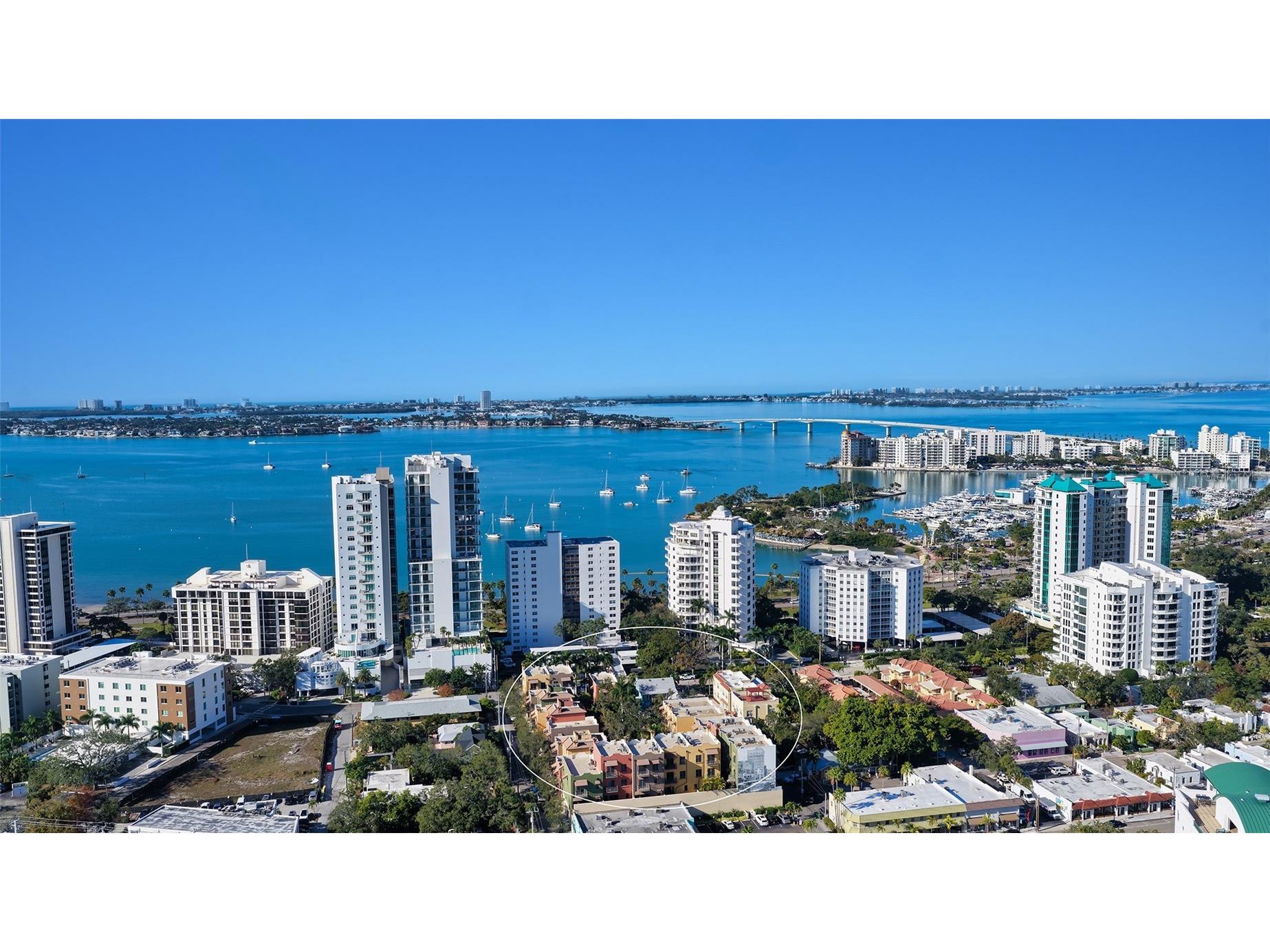 1513 Oak Street #18 Sarasota FL 34236 A4677602 image1