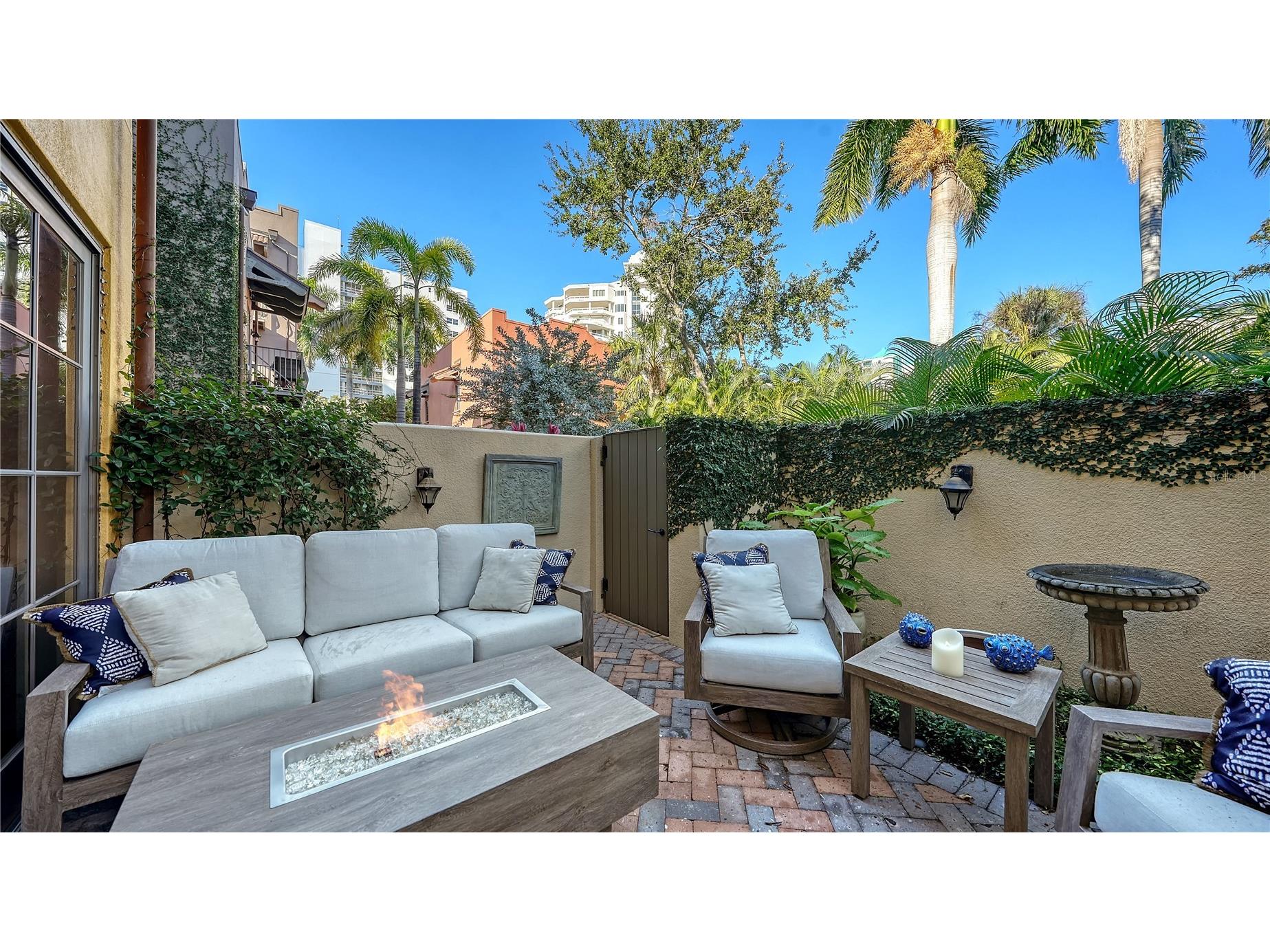 1513 Oak Street #18 Sarasota FL 34236 A4677602 image18