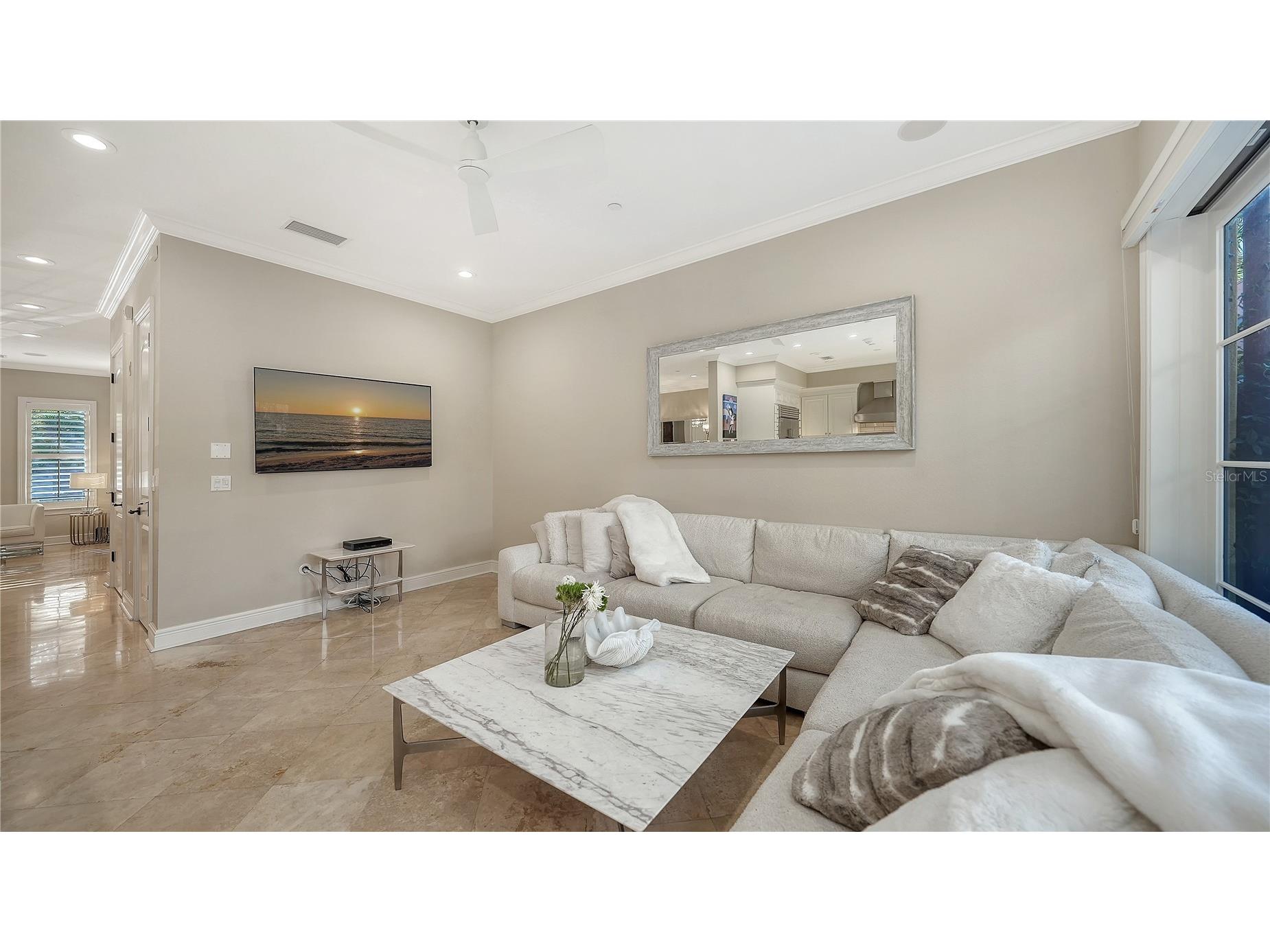 1513 Oak Street #18 Sarasota FL 34236 A4677602 image21