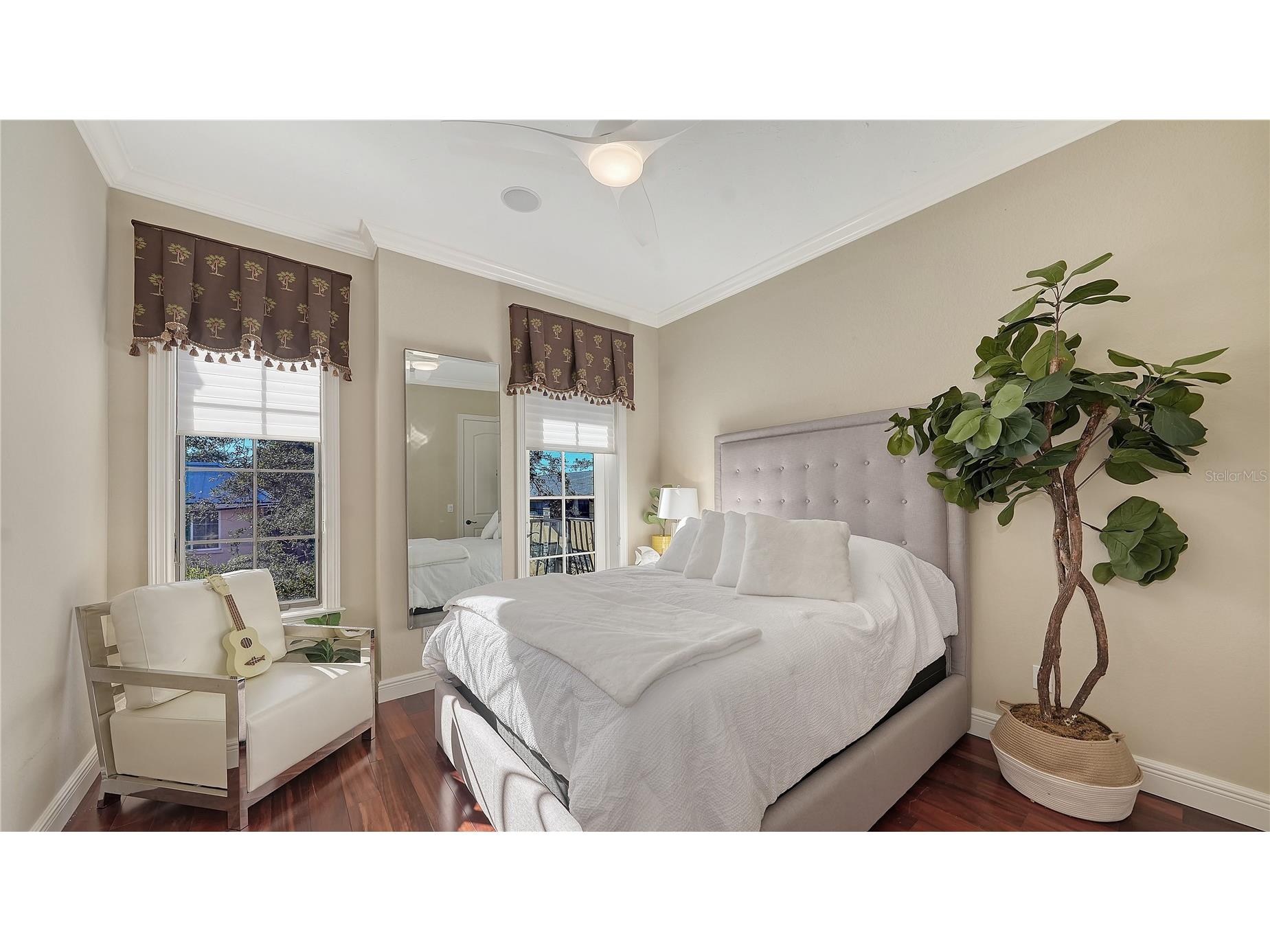 1513 Oak Street #18 Sarasota FL 34236 A4677602 image29