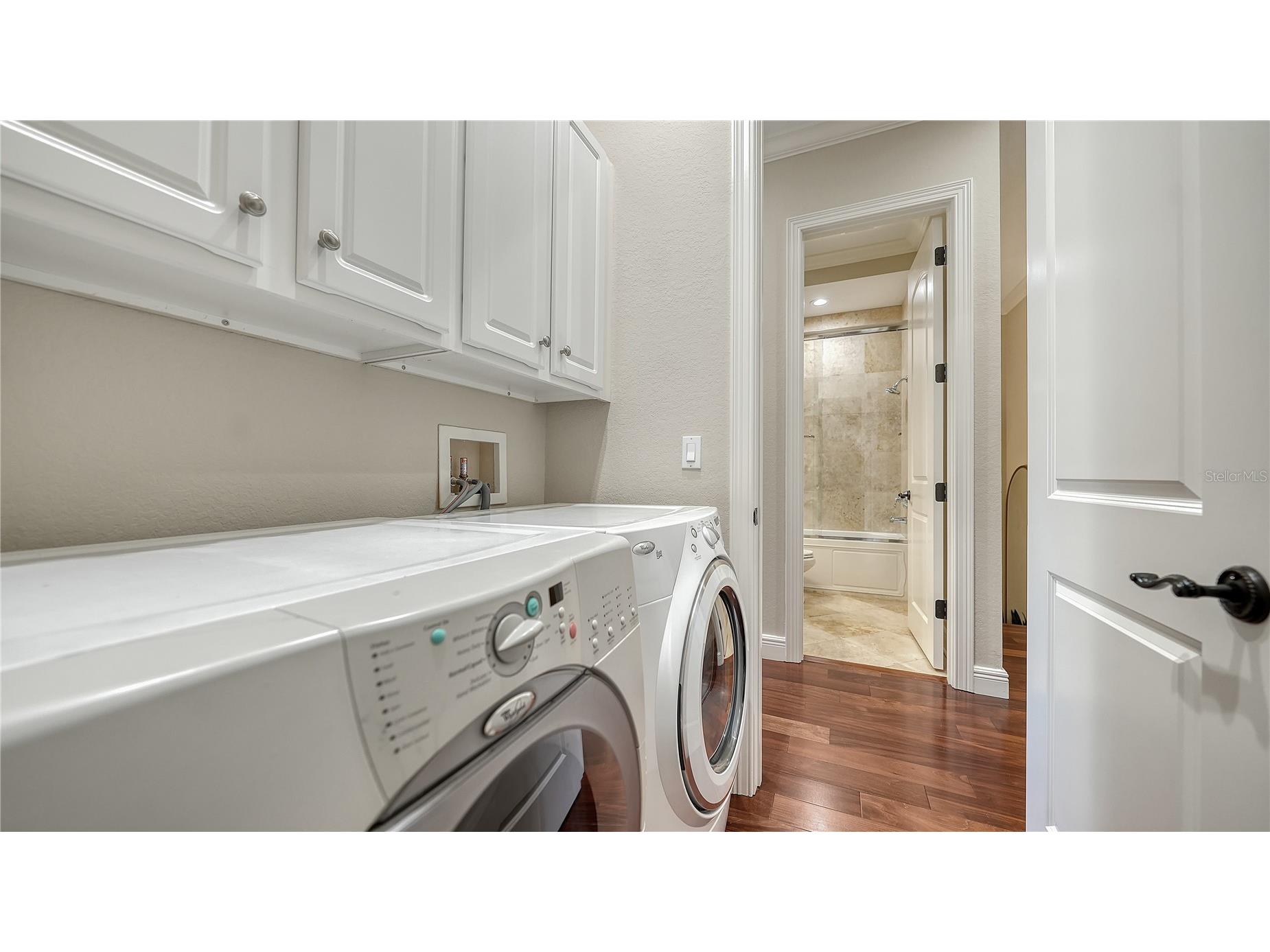 1513 Oak Street #18 Sarasota FL 34236 A4677602 image32