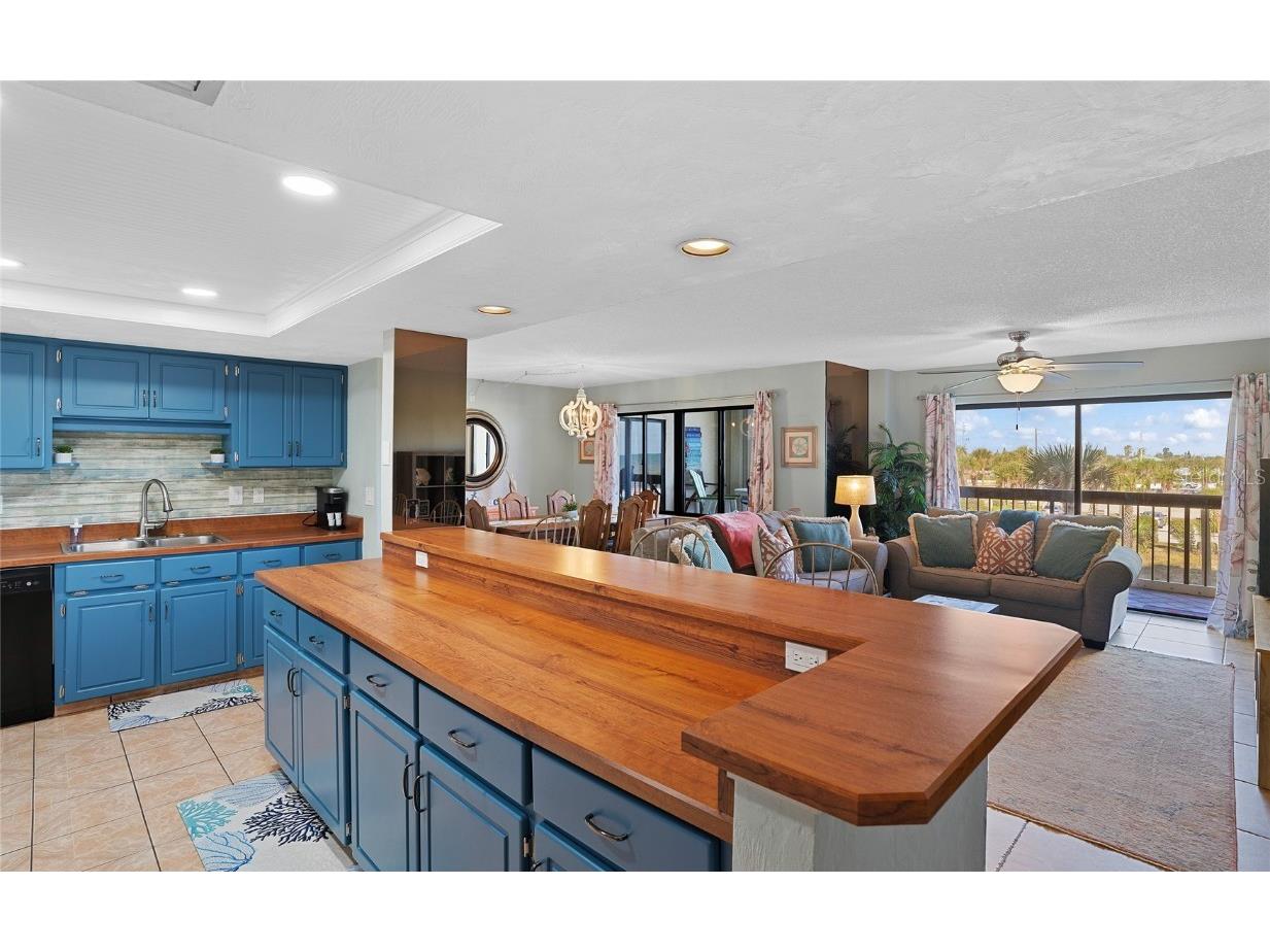 1513 Ocean Shore Boulevard #2B Ormond Beach FL 32176 V4940179 image12