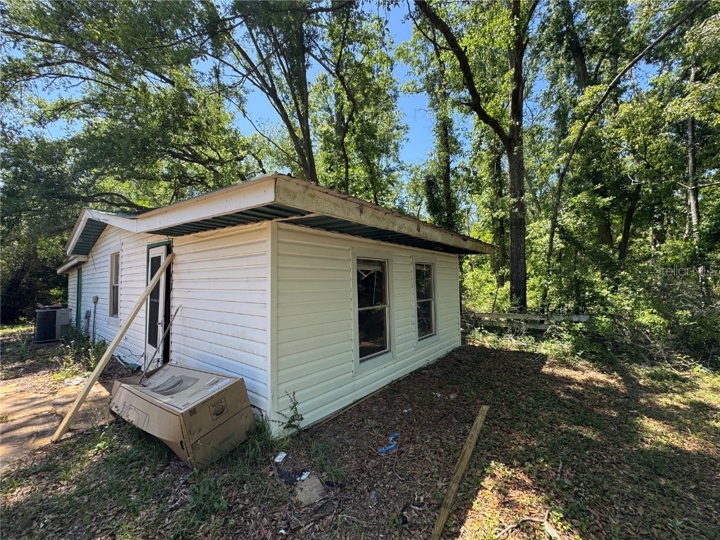 15130 N 104th Street Live Oak FL 32060 TB8378561 image12